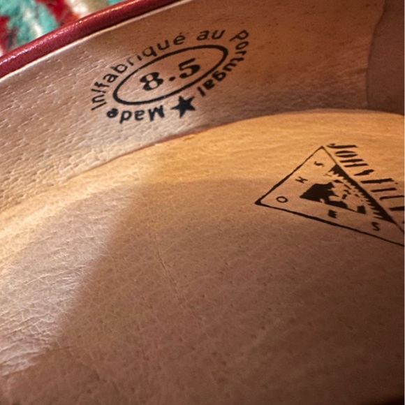 Fluevog NWOB Attentions Paris red/rose leather platform pump - 8.5 - Picture 13 of 15